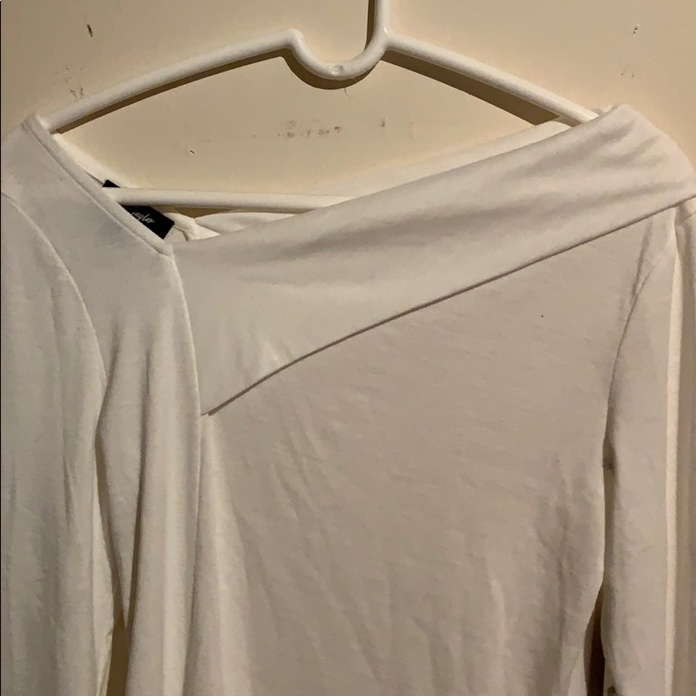 Asymmetrical neck long sleeves shirt